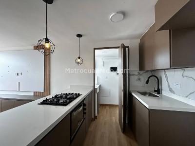 Apartamento en venta en Viviendas Del Sur, Itagüí · foto 5 de 18