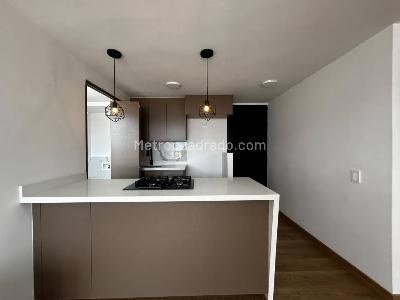 Apartamento en venta en Viviendas Del Sur, Itagüí · foto 6 de 18