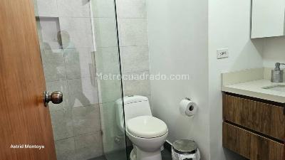 Casa de 3 alcobas en venta en Loma Del Escobero, Envigado, 127 m² · foto 13 de 20