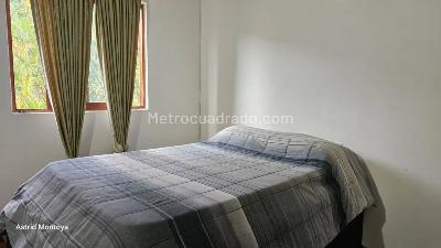 Casa de 3 alcobas en venta en Loma Del Escobero, Envigado, 127 m² · foto 14 de 20