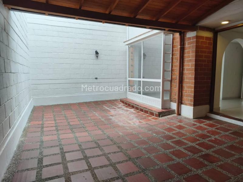 Casa en Arriendo, Loma Del Escobero, Envigado