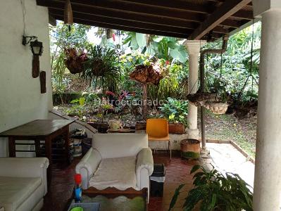 Casa de 5 alcobas en arriendo en Las Lomas, Medellín, 750 m² · foto 17 de 20