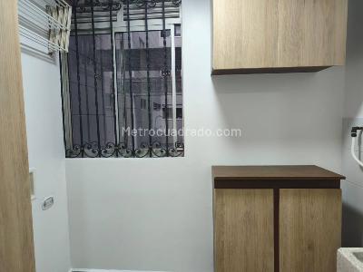 Apartamento de 2 alcobas en arriendo en Loma Del Escobero, Envigado, 93 m² · foto 6 de 18