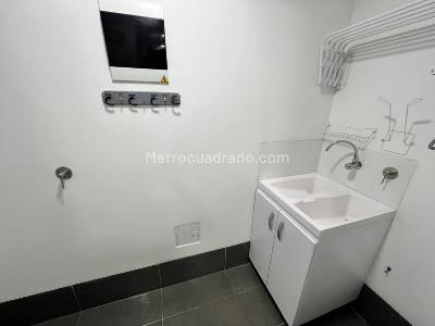Apartaestudio en arriendo en Los Balsos, Medellín, 63 m² · foto 14 de 14