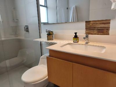 Apartamento de 3 alcobas en arriendo en El Poblado, Medellín, 140 m² · foto 10 de 19