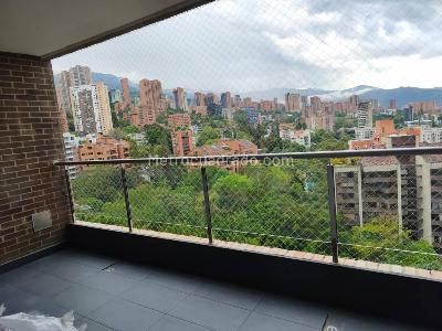 Apartamento de 3 alcobas en arriendo en El Poblado, Medellín, 140 m² · foto 18 de 19