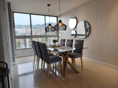 Apartamento de 3 alcobas en arriendo en El Poblado, Medellín, 140 m² · foto 3 de 19