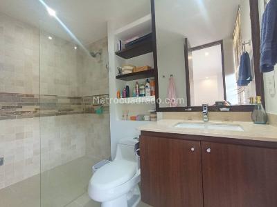 Apartaestudio en arriendo en Cola Del Zorro, Medellín, 105 m² · foto 12 de 16