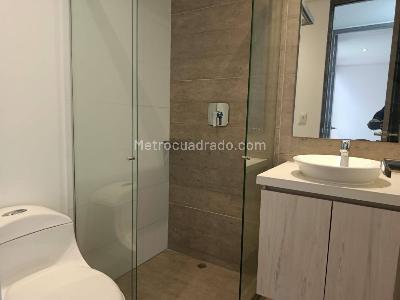 Apartamento de 3 alcobas en arriendo en Loma De Las Brujas, Envigado, 105 m² · foto 12 de 15