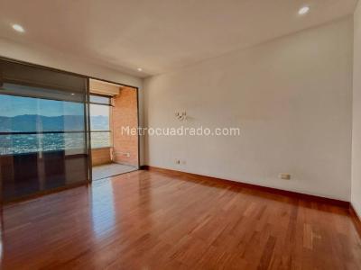 Apartamento de 3 alcobas en venta en La Tomatera, Medellín, 178 m² · foto 16 de 19