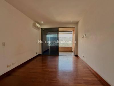 Apartamento de 3 alcobas en venta en La Tomatera, Medellín, 178 m² · foto 17 de 19