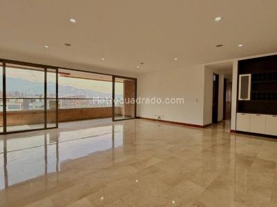 Apartamento de 3 alcobas en venta en La Tomatera, Medellín, 178 m² · foto 2 de 19