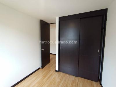 Apartamento de 3 alcobas en arriendo en Loma De Los Gonzalez, Medellín, 90 m² · foto 12 de 16