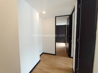 Apartamento de 3 alcobas en arriendo en Loma De Los Gonzalez, Medellín, 90 m² · foto 14 de 16