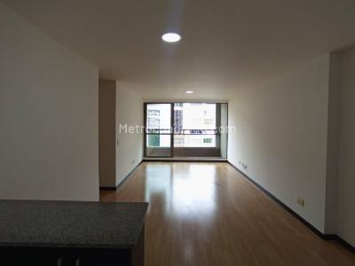 Apartamento de 3 alcobas en arriendo en Loma De Los Gonzalez, Medellín, 90 m² · foto 6 de 16