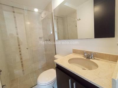 Apartamento de 3 alcobas en arriendo en Loma De Los Gonzalez, Medellín, 90 m² · foto 8 de 16