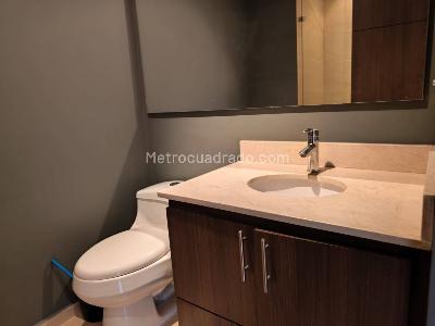 Apartamento de 2 alcobas en arriendo en Los Balsos, Medellín, 87 m² · foto 15 de 18