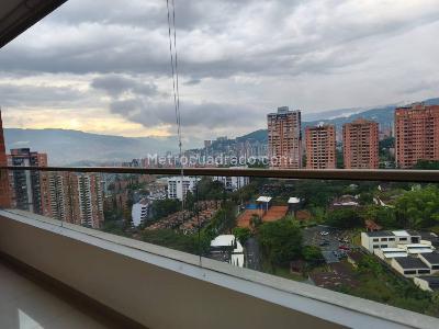 Apartamento de 2 alcobas en arriendo en Los Balsos, Medellín, 87 m² · foto 2 de 18