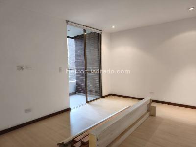 Apartamento de 2 alcobas en arriendo en Los Balsos, Medellín, 87 m² · foto 8 de 18