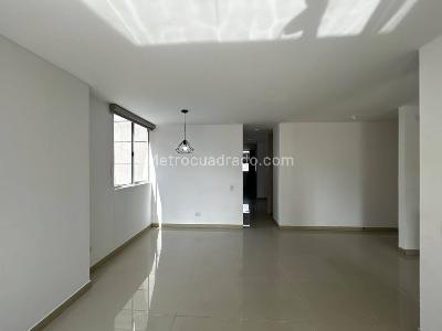 Apartamento en venta en Ancon Sur, Sabaneta · foto 3 de 19