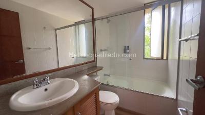 Apartamento de 2 alcobas en arriendo en San Lucas, Envigado, 85 m² · foto 16 de 20