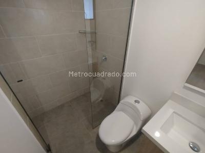 Apartamento en arriendo en Laureles, Medellín · foto 13 de 17