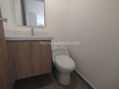 Apartamento en arriendo en Laureles, Medellín · foto 14 de 17