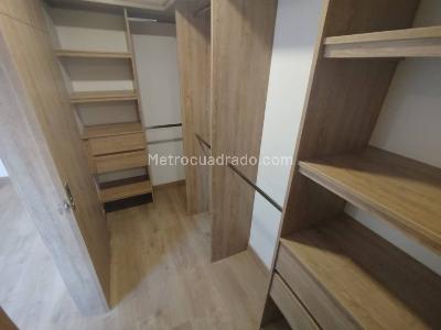 Apartamento en arriendo en Laureles, Medellín · foto 7 de 17
