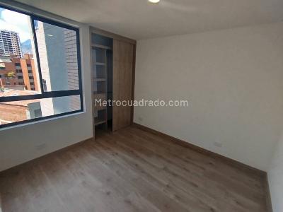 Apartamento en arriendo en Laureles, Medellín · foto 9 de 17