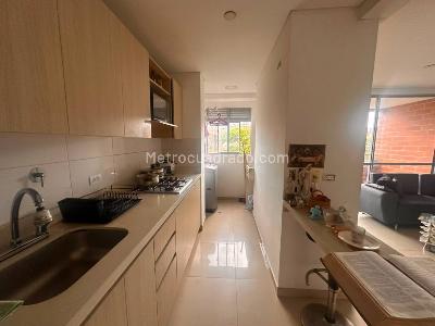 Apartamento en venta en Fatima, Itagüí · foto 4 de 15