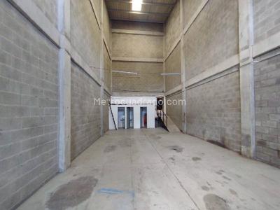 Warehouse for rent in Centro, Rionegro