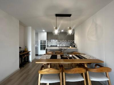 Apartamento de 3 alcobas en venta en Loma Del Chocho, Envigado, 126 m² · foto 4 de 20