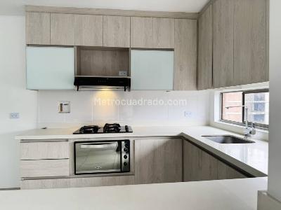 Apartamento de 2 alcobas en venta en El Portal, Envigado, 86 m² · foto 4 de 20