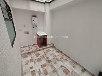 Apartamento de 2 alcobas en arriendo en Campo Amor, Medellín, 65 m² · foto 13 de 13