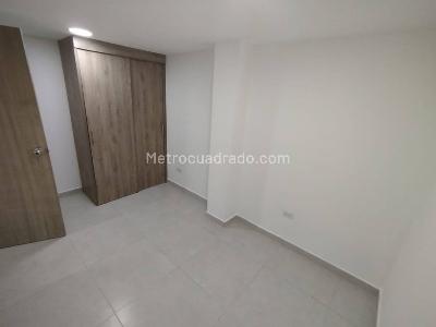Apartamento de 2 alcobas en arriendo en Campo Amor, Medellín, 65 m² · foto 7 de 13