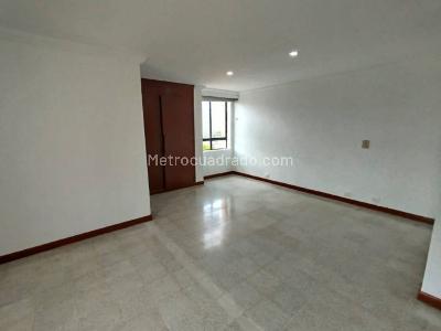 Apartamento de 3 alcobas en arriendo en Suramericana, Medellín, 120 m² · foto 7 de 14