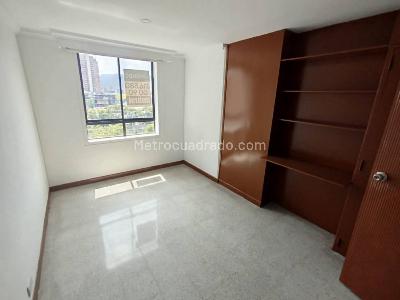 Apartamento de 3 alcobas en arriendo en Suramericana, Medellín, 120 m² · foto 9 de 14