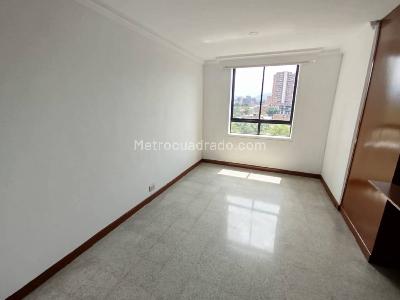 Apartamento de 3 alcobas en arriendo en Suramericana, Medellín, 120 m² · foto 10 de 14