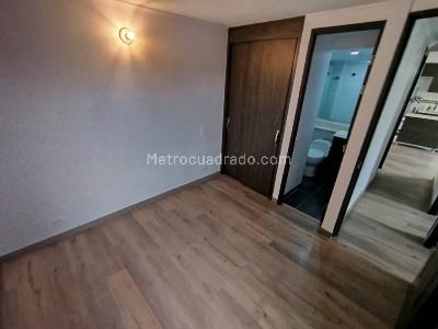 Apartamento de 3 alcobas en arriendo en Loma De Los Bernal, Medellín, 68 m² · foto 6 de 12
