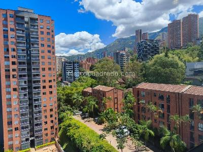 Apartamento de 2 alcobas en arriendo en Loma De Los Parra, Medellín, 55 m² · foto 14 de 15