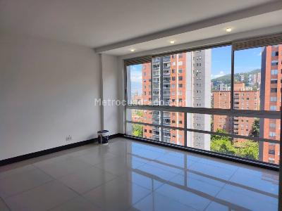 Apartamento de 2 alcobas en arriendo en Loma De Los Parra, Medellín, 55 m² · foto 6 de 15