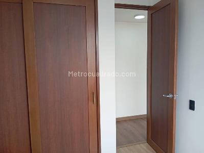 Apartamento de 2 alcobas en venta en Loma Del Barro, Envigado, 66 m² · foto 10 de 17