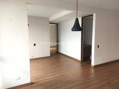 Apartamento de 2 alcobas en venta en Loma Del Barro, Envigado, 66 m² · foto 6 de 17