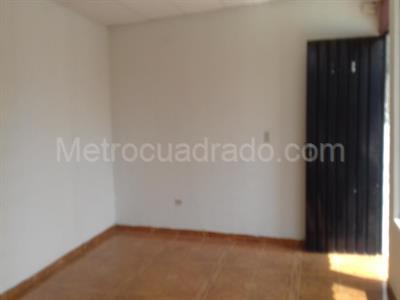 Casa de 5 alcobas en venta en Santropel, Ibagué, 681 m² · foto 15 de 20