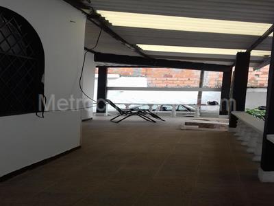 Casa de 5 alcobas en venta en Santropel, Ibagué, 681 m² · foto 16 de 20