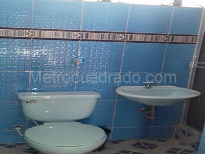 Casa de 5 alcobas en venta en Santropel, Ibagué, 681 m² · foto 4 de 20