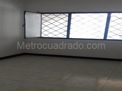 Casa de 5 alcobas en venta en Santropel, Ibagué, 681 m² · foto 5 de 20