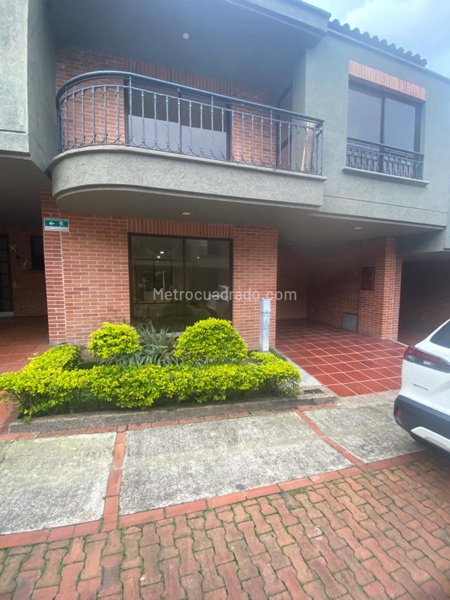 Venta de Casa en Conjunto fénix de calambeo - Ibagué - 426-M2182519