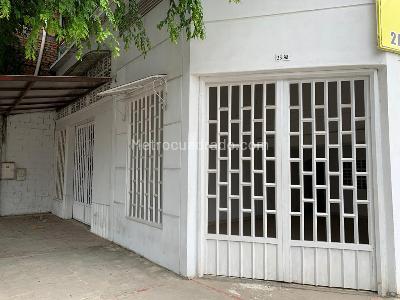 Casa de 5 alcobas en venta en Rosa Blanca, Girardot, 305 m² · foto 4 de 8