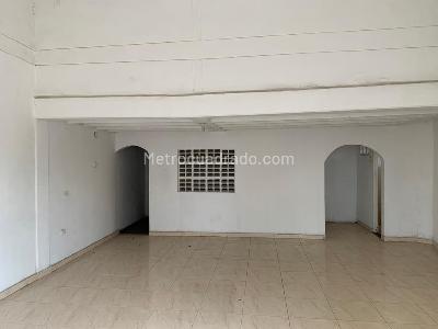 Casa de 5 alcobas en venta en Rosa Blanca, Girardot, 305 m² · foto 5 de 8